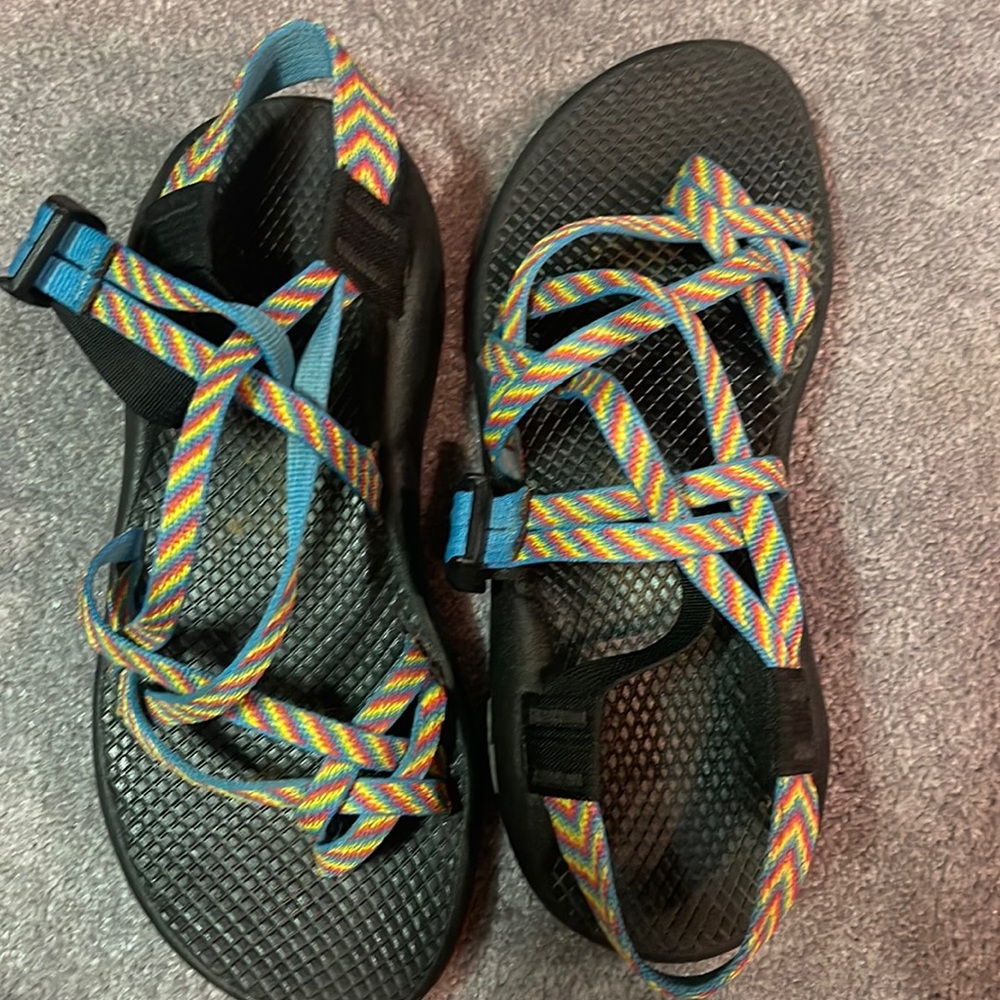 Women chacos